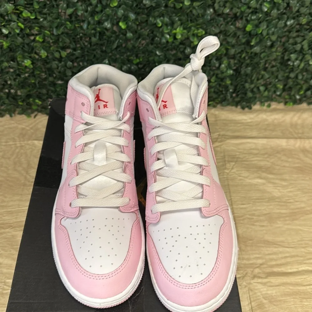 Nike Air Jordan 1 Mid (GS) - Y7